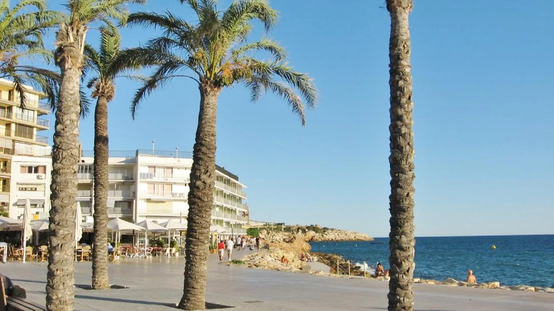 Apartamentos Navarra 07 Salou İspanya