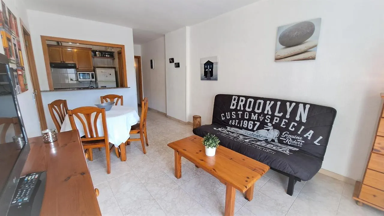 Apartamentos Navarra 07 Салоу