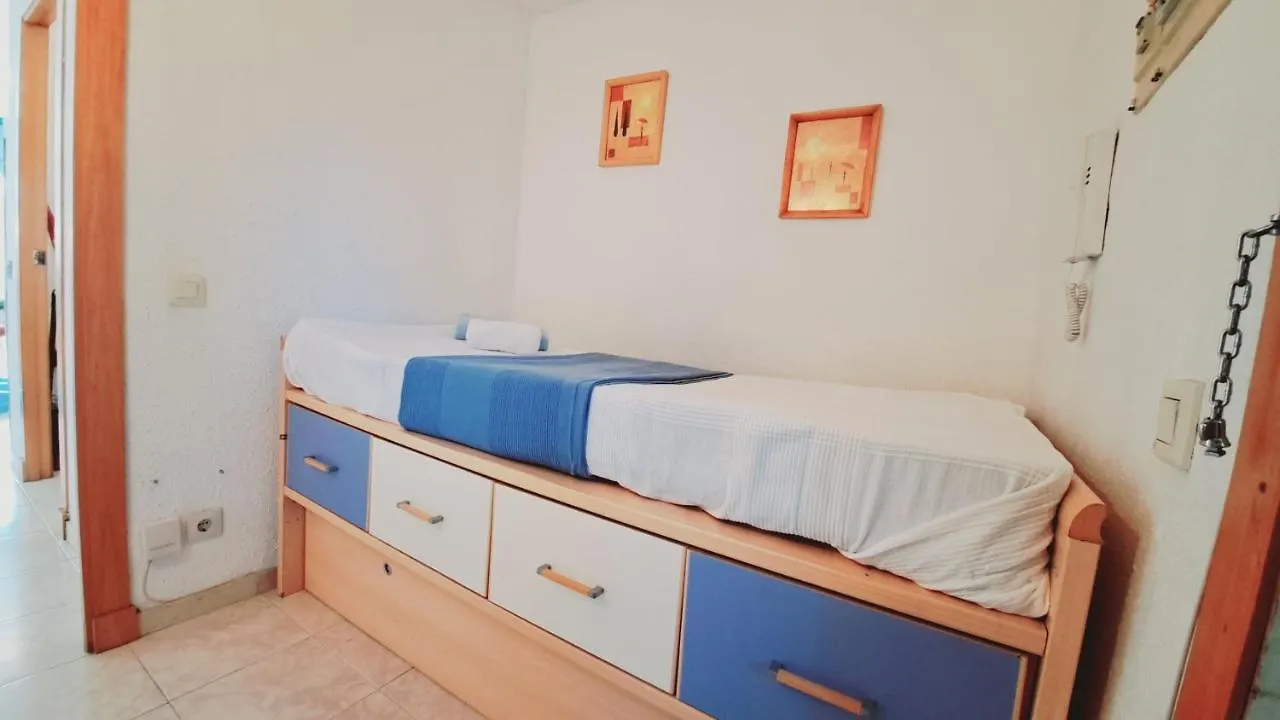Apartamentos Navarra 07 Салоу Апартаменты
